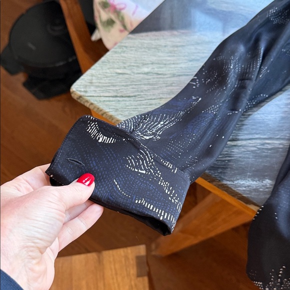 Hugo Boss Black Blouse with white Dot Detail - Picture 5 of 10